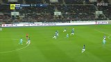 下半场补时第1分钟马赛球员古斯塔沃射门