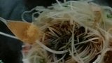 哈哈我的最爱芹菜炒粉