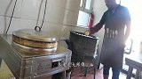 新疆伊犁：开了十五年的水煎包子店，这里的包子都是原汁原味的