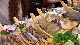 带朋友去吃上课，虾一块，100只，鲍鱼30只，皮皮虾20只，整整7船我的独食攻略 吃遍十二时辰 美食