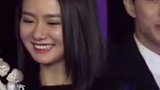 李承铉 有多疼爱戚薇 即当成女儿来宠又当成女王来哄 这甜度连吴京都受不了 花间一壶酒