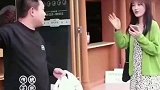 外卖小哥开迈巴赫送外卖，小姐姐都看呆了，一定后悔没有上车！