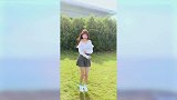 清纯可人的短裙小姐姐真是惹人喜爱