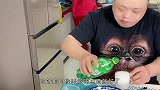 看到这一幕让大姐把我笑岔气了！