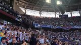阿圭罗破门引爆斯巴达克球场 球迷欢呼雀跃庆祝进球