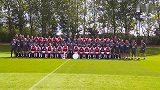 英超-1718赛季-基情满满！阿森纳拍摄新赛季全家福-专题