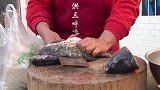 鲤鱼不要在红烧了，阿霞教你新吃法，肉嫩味美，一次5斤不够吃！