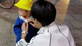 两年前妹妹还没出生的时候哥哥就和我说：以后一定要把他以前没吃过没玩过的都要给到妹妹身上，让她的童年不要留下遗憾