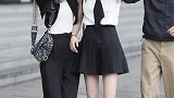 为什么下雨天没有人给我送伞，悲伤！