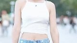 新疆小姐姐身材真好，跳舞是不是别有风味呀