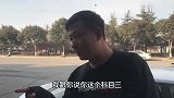 学员科目三用左腿踩刹车，教练暴怒：哪个明白师傅教的你