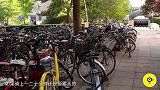 小伙给自行车加螺旋桨，难怪直升机轮船都有，速度太快了