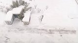 雪窝子的大雪真厚呀