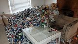 英国：一房东遇“地狱租客” 出租屋内留下8千个啤酒罐和大量垃