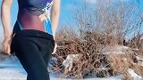 大雪纷飞，来游泳冬泳