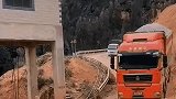 就问你们，这桥牛不牛