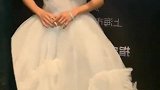 温碧霞，第一次见能把白色纱裙穿的这么仙这么美，这么公主范儿的