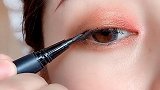 想要把眼线画好其实很简单 一个超实用的眼线画法