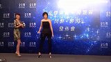 44岁的陈慧琳，节目中自曝惊人家庭内幕，曾传与任达华假戏真做