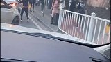 网恋的三个月的女朋友，现实与照片差距太大了