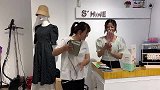 小瑞真的瘦啦！闺蜜再给她烫个大波浪发型，气质蹭蹭往上升