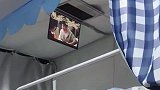 女生宿舍自创懒人追剧法