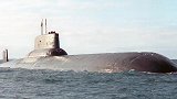 漆黑一片的海里，为什么俄罗斯的潜艇要装窗户？美国怎么不装？