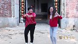 婆媳较量2：奶奶带虎妹跳舞，妈妈带大美学习，两人互相较劲