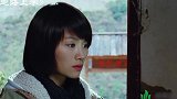 姐姐为了给弟弟捡鞋，失手从溜索上坠落，不幸掉进江中！