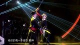 美女唱歌状态非常自我，张靓颖直呼喜欢