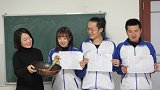 按成绩分丸子，没想学渣的神造句被老师罚请家长，太逗了