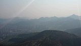 航拍济南藏龙涧，一个距离市区最近的大峡谷，周围群山连绵起伏