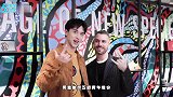 吴磊独自骑车前来现身晚会彩排，画风清奇毫无偶像包袱