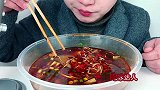 吃迷你龙凤麻辣火锅冒菜，听不一样的咀嚼音！