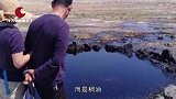 新疆发现“黑水河”？专家检测后却兴奋道：快封锁起来