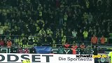 德甲-1314赛季-联赛-第13轮-多特蒙德VS拜仁慕尼黑赛后球迷依然高唱助威歌表示对球队的最大支持-花絮