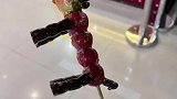喜提冬天的第一根糖葫芦，这是冰糖耗子吧