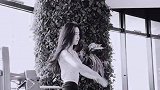 勤快的小姐姐，身材总是那么让人羡慕