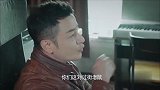 前夫准备看女子的绯闻的好戏 还想敲她一笔钱