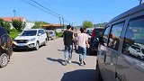 农村赶集啥海鲜5元钱一斤？丹东这些美食你爱吃哪个？看着都馋人