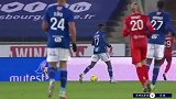第51分钟斯特拉斯堡球员阿若克进球 斯特拉斯堡4-0尼姆