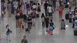 法国女孩来中国旅游后，这样形容中国，法国人听完后表示怀疑