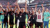 《天下足球》拜仁赛季总结：动荡的赛季