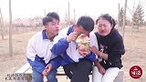 短剧：真的奥特曼变身器？二浪买玩具真假不分，竟成功变身迪迦！