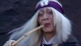 猴哥变成妖怪的干娘，因为要吃八戒的猪耳朵结果被八戒揭露底了