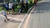 太拼了！沈阳小伙参加马拉松晕倒 被救醒后拒上救护车坚持要跑完