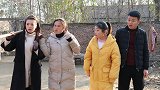 小麦和弟媳抬杠，邻居来帮忙结果看架势赶紧走了，真逗