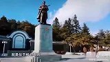 1958年，周恩来总理冒雪祭奠志愿军战士