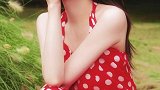 路边遇到的美女吧，肤白貌美！裙子太白了！美女 摄影赤坂吨