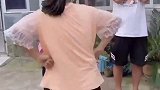 妹妹呢怎么不见了